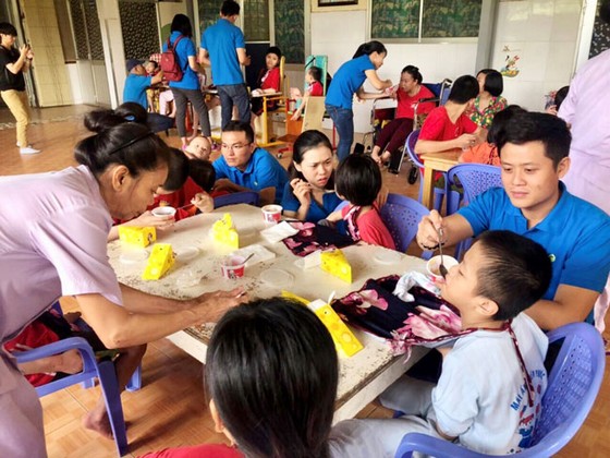 Novaland mang trung thu ấm áp đến trẻ em có hoàn cảnh đặc biệt ảnh 1