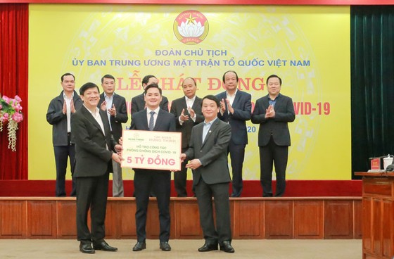 Chung tay chống dịch Covid - 19 ảnh 14
