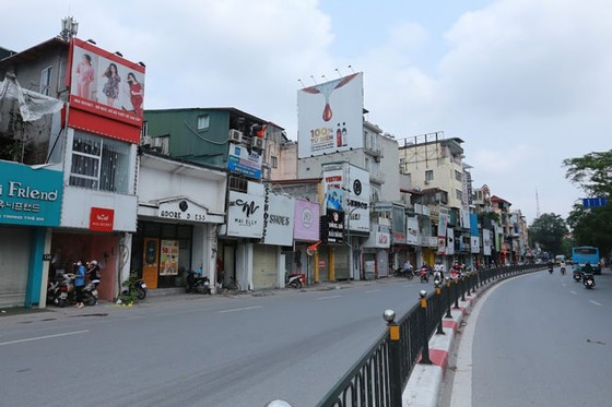 Những hình ảnh toàn dân phòng chống dịch tại Hà Nội và TPHCM ảnh 3