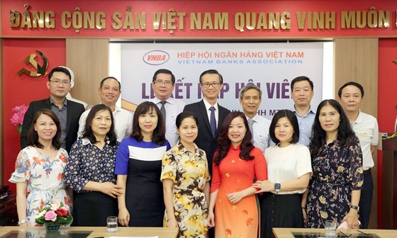 FE CREDIT trở thành hội viên Hiệp hội Ngân hàng Việt Nam ảnh 1