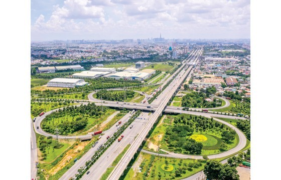 Mô hình TP trong TP trên thế giới ảnh 2