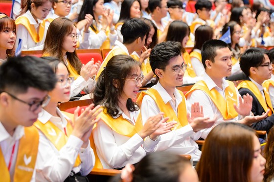 Trường Đại học Vinuni khai giảng năm học đầu tiên ảnh 3