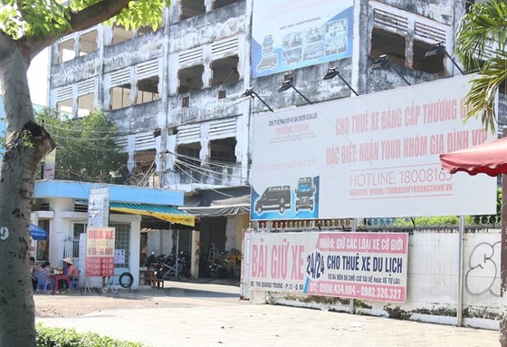 Vi phạm xây dựng tại TP.HCM: Đừng để “gạo nấu thành cơm” rồi mới xử lý hình ảnh 2 Vi pham xay dung tai TP.HCM: Dung de “gao nau thanh com” roi moi xu ly hinh anh 2