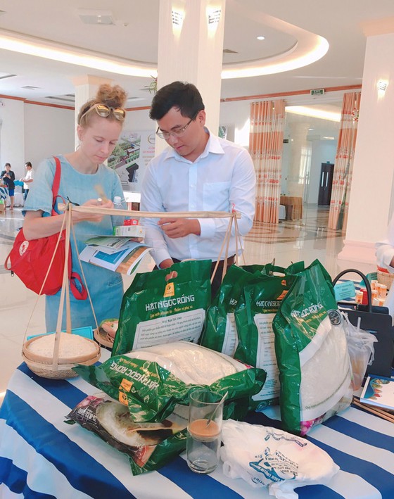 Cựu sinh viên Đại học Trà Vinh trở thành nhà nông trẻ xuất sắc ảnh 1