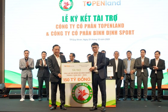 Topenland và Hưng Thịnh Land tài trợ 300 tỷ cho CLB bóng đá Topenland Bình Định ảnh 1