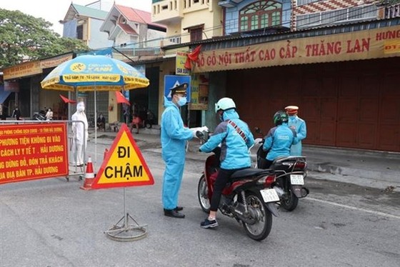Hải Dương áp dụng nhiều biện pháp khống chế 5 ổ dịch COVID-19 lớn hình ảnh 2 Hai Duong ap dung nhieu bien phap khong che 5 o dich COVID-19 lon hinh anh 2