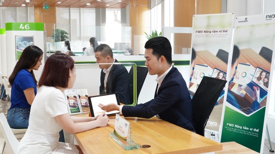 “FWD Nâng tầm vị thế” cho phép số tiền bảo hiểm tự động tăng 15% mỗi 3 năm ảnh 1