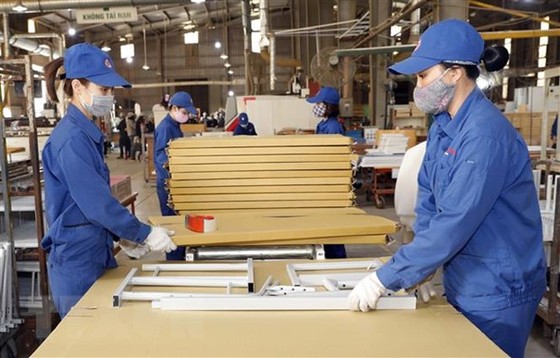 Dịch COVID-19: Làm gì để sản xuất công nghiệp sớm ổn định? hình ảnh 2 Dich COVID-19: Lam gi de san xuat cong nghiep som on dinh? hinh anh 2