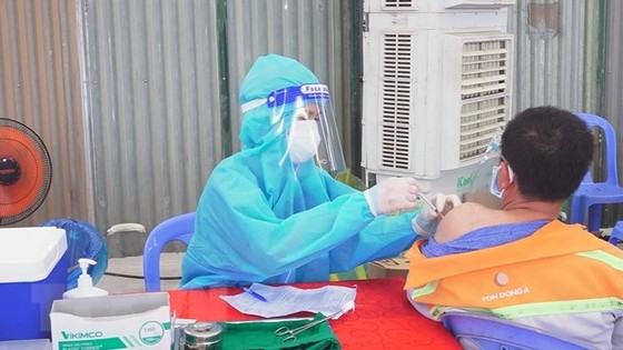 Bình Dương phấn đấu 90% doanh nghiệp tái sản xuất vào cuối tháng 10 hình ảnh 2 Binh Duong phan dau 90% doanh nghiep tai san xuat vao cuoi thang 10 hinh anh 2