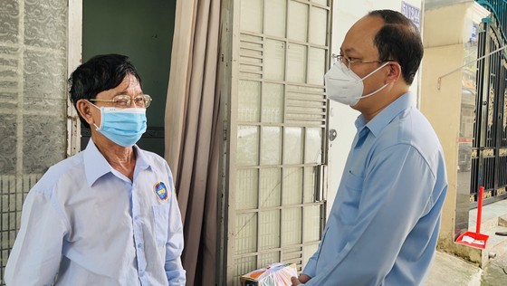 Phó Bí thư Thành ủy TPHCM Nguyễn Hồ Hải: Nhân rộng mô hình tự quản, chốt bảo vệ 'vùng xanh' ảnh 1