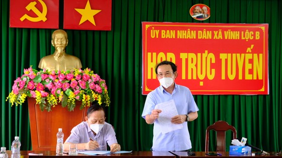 Bí thư Thành ủy TPHCM Nguyễn Văn Nên: Vận động các nguồn lực hỗ trợ người dân khó khăn ảnh 1