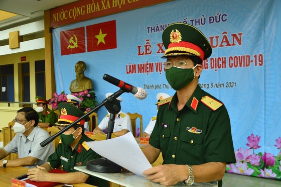 300 cán bộ, học viên Trường Cao Đẳng Hải quân và Trường Sĩ quan Lục Quân 2 tham gia chống dịch ảnh 1