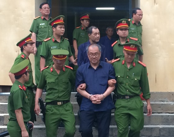 Xét xử “đại án” 6.127 tỷ đồng: Thẩm vấn về nguồn tiền trả nợ cho BIDV ảnh 1