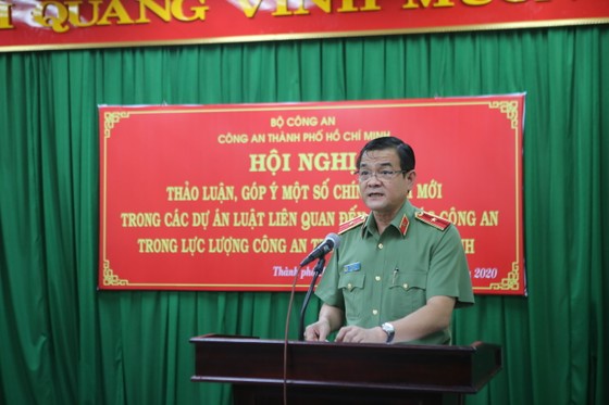Bỏ sổ hộ khẩu, nhưng sửa luật đồng bộ để không gây phiền hà cho người dân ảnh 1