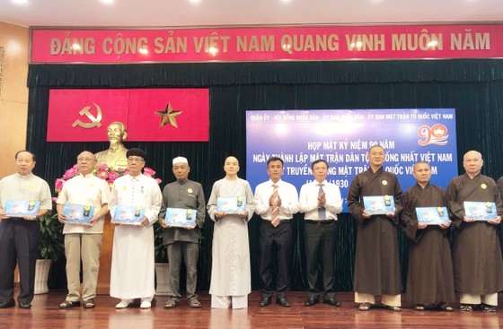 Phát huy sức mạnh khối đại đoàn kết toàn dân dưới sự lãnh đạo của Đảng ảnh 2
