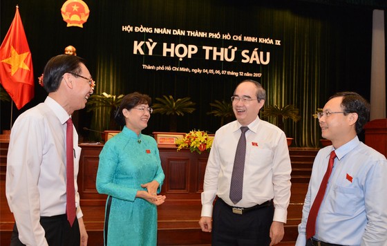 TPHCM sẽ tăng phí, thuế và thu thêm phí, thuế mới trong năm 2018 ảnh 2