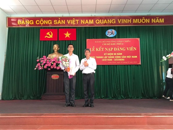 26 quần chúng ưu tú được kết nạp Đảng tại Quận Thủ Đức ảnh 1