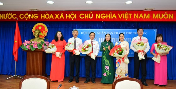 Đồng chí Nguyễn Văn Hiếu làm Bí thư Thành ủy TP Thủ Đức, đồng chí Hoàng Tùng làm Chủ tịch UBND TP Thủ Đức ảnh 12