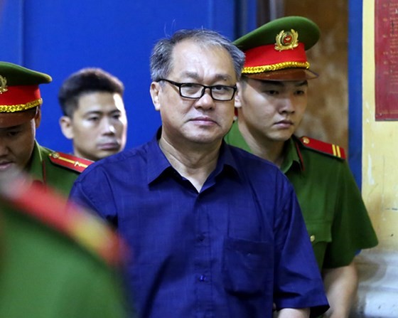 Nổi lên tình trạng móc ngoặc công - tư trong án kinh tế ảnh 2