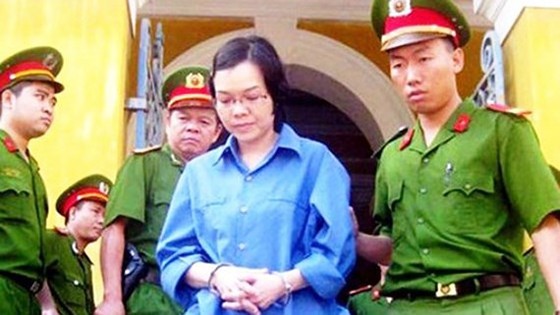 Nổi lên tình trạng móc ngoặc công - tư trong án kinh tế ảnh 1