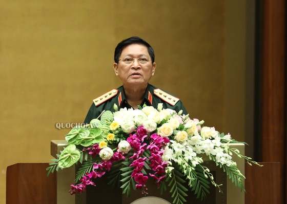 Bộ đội biên phòng kiểm tra phương tiện có dấu hiệu vi phạm pháp luật ở khu vực biên giới là phù hợp ảnh 3