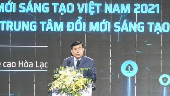 Thủ tướng bấm nút khai trương Triển lãm quốc tế đổi mới sáng tạo Việt Nam 2021 và khởi công Trung tâm Đổi mới sáng tạo Quốc gia ảnh 4