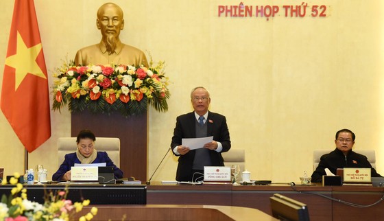 Ủy ban Thường vụ Quốc hội thông qua 2 nghị quyết quan trọng về bầu cử ảnh 1