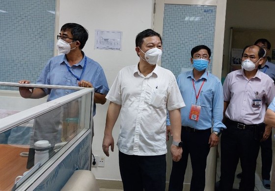 Sớm triển khai tiêm vaccine cho các doanh nghiệp hoạt động '3 tại chỗ' ảnh 4