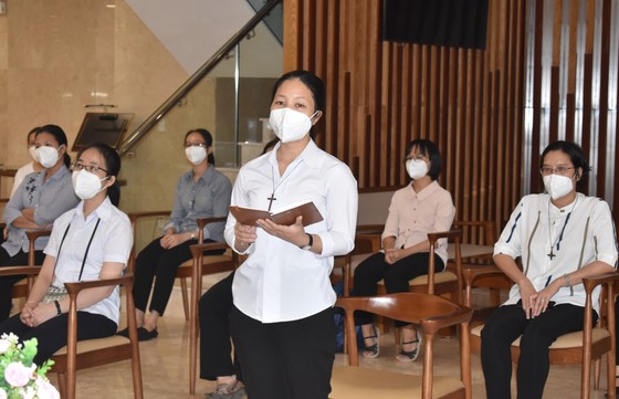Biểu dương các tình nguyện viên tôn giáo chống dịch Covid-19 ảnh 2
