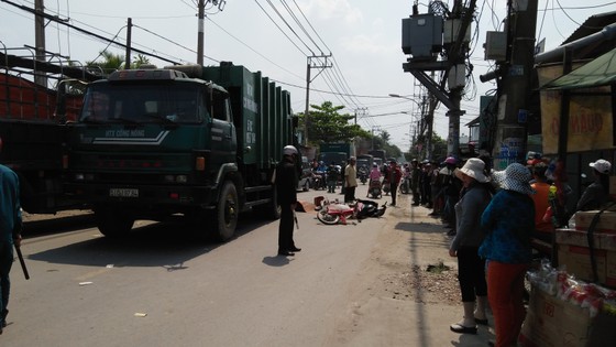 Va chạm với xe rác, một học sinh cấp 3 tử vong ảnh 1