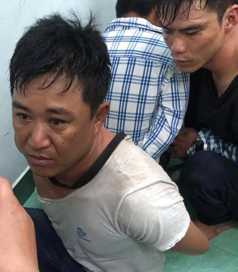 Bắt băng nhóm chuyên cướp giật móc túi tại chợ hoa ở quảng trường ngày 29 Tết ảnh 1