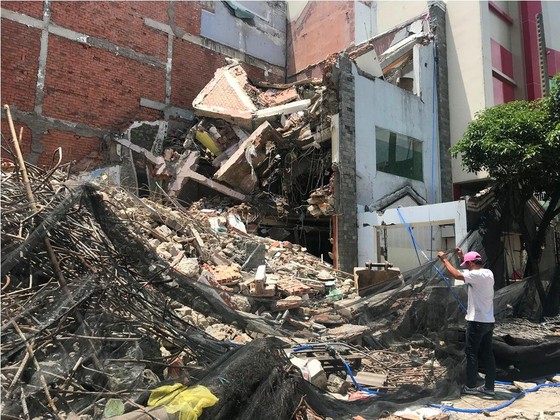 Sập nhà 2 tầng ở quận 6, ba người thương vong ảnh 3