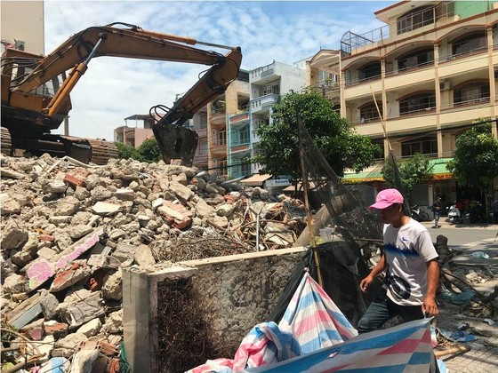 Sập nhà 2 tầng ở quận 6, ba người thương vong ảnh 4