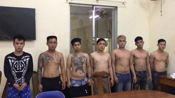 Vụ nhóm “giang hồ” đập phá nhà hàng ở trung tâm TPHCM: Bắt đối tượng cầm đầu ảnh 2