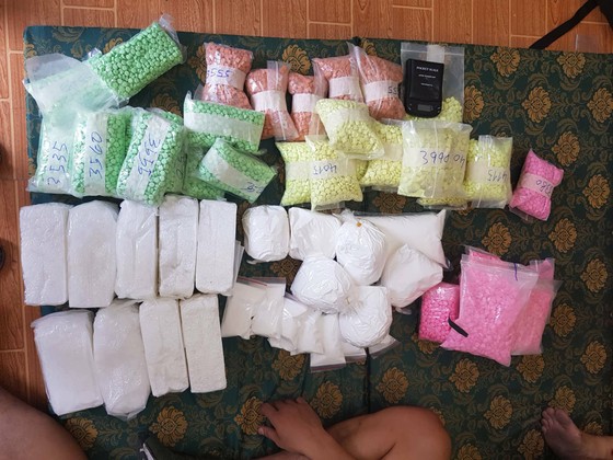 Điều chưa kể về việc phá đường dây ma tuý 'khủng' cung cấp cho quán bar, vũ trường ở TPHCM ảnh 3