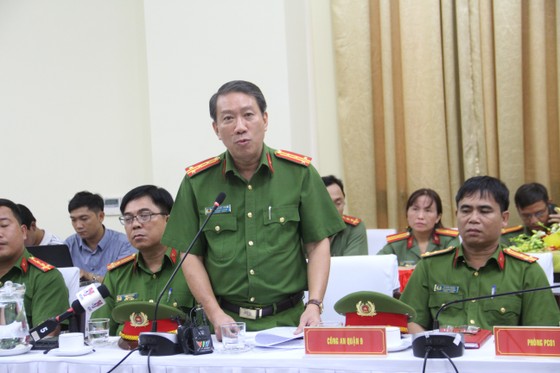 Khen thưởng các đơn vị phá nhanh vụ đốt nhà khiến 5 mẹ con tử vong ảnh 2