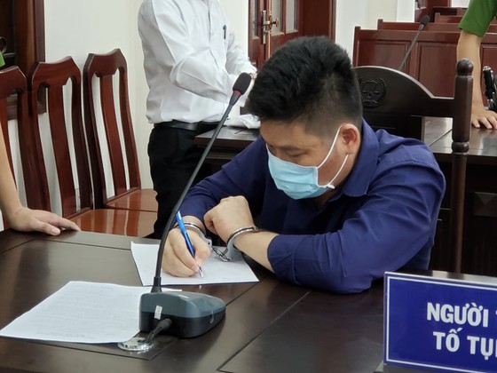 Nhóm giang hồ vây xe công an ở tỉnh Đồng Nai lãnh án ảnh 2