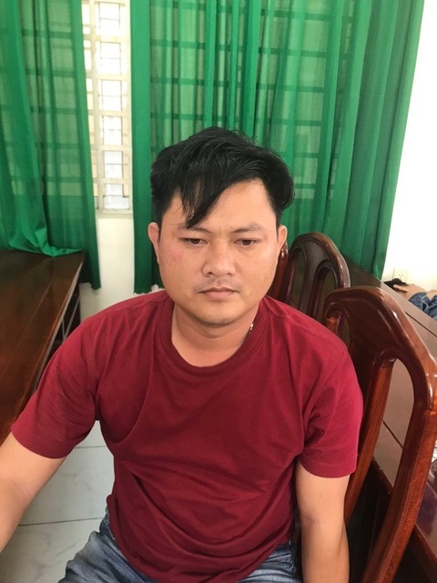 Phá trường gà tại vườn me ở Đồng Nai ảnh 1