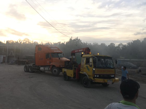 Cháy bãi xe ở quận 9 khiến nhiều xe bị thiêu rụi ảnh 5