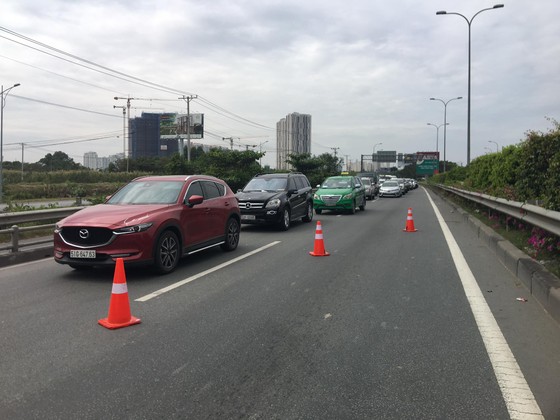 Tai nạn liên hoàn trên cao tốc TPHCM - Long Thành - Dầu Giây ảnh 4