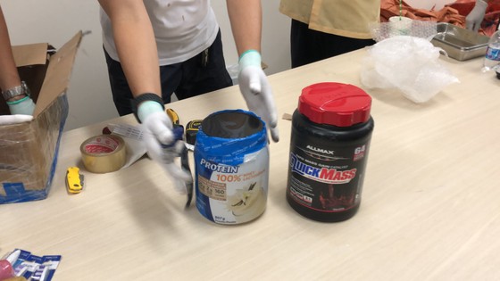 Phát hiện hơn 31 kg ma tuý trong kiện hàng nhập khẩu qua đường chuyển phát nhanh ảnh 5