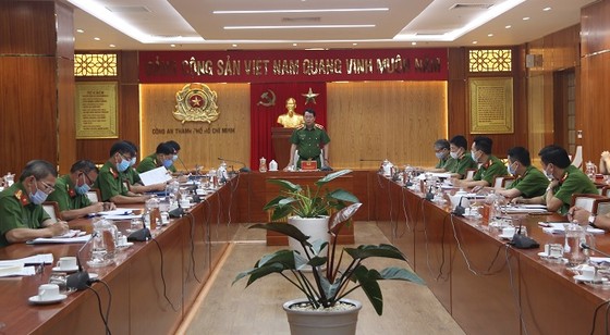 Thứ trưởng Bộ Công an Lê Quốc Hùng làm việc với Công an TPHCM về công tác PCCC&CNCH ảnh 1