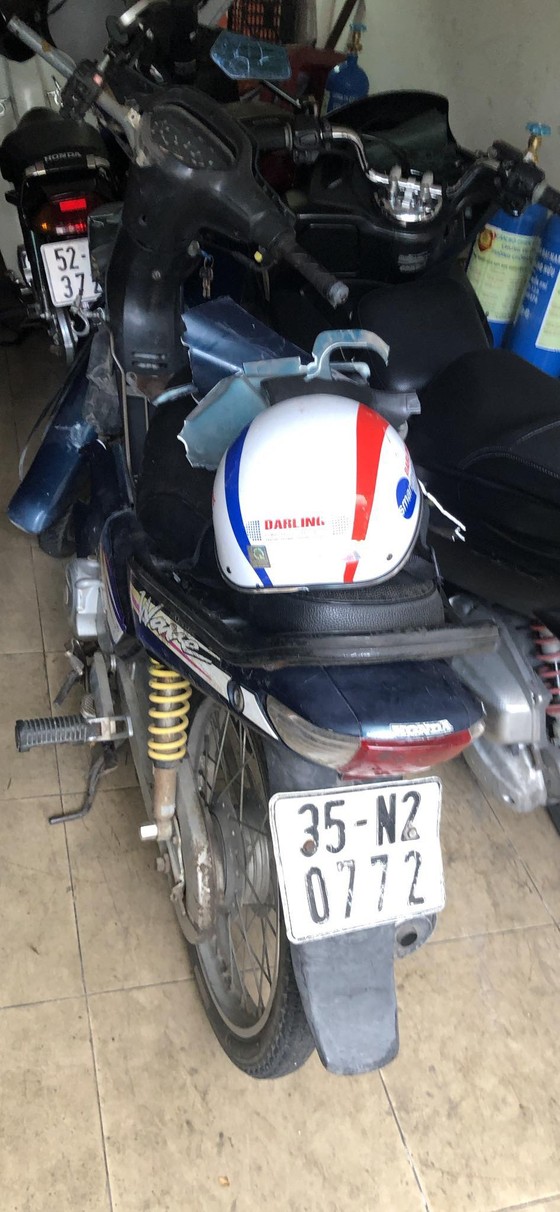 Bắt tên cướp đẩy người xuống kênh cướp tài sản ảnh 2