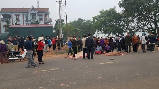 Vụ xe khách đâm vào đoàn người đưa tang, 7 người tử vong: Xe khách chạy sai lộ trình ảnh 1