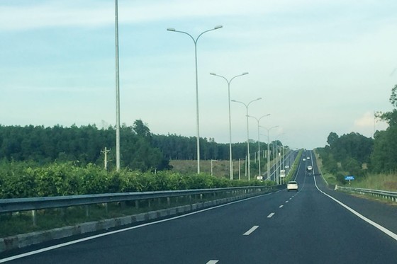 Hạ tầng giao thông Việt Nam có gì sau 10 năm xây dựng? ảnh 1