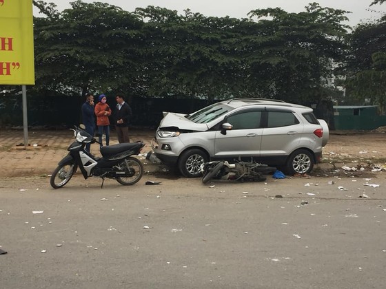 Ô tô “điên” tông liên hoàn, 2 người tử vong ảnh 2