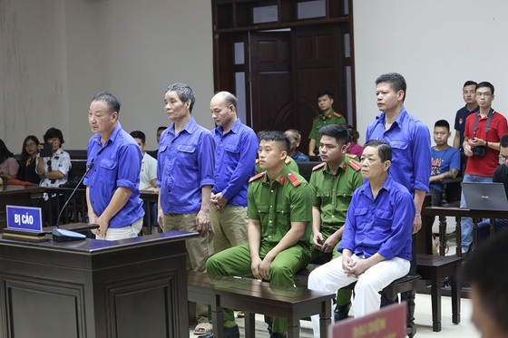 Hưng 'kính' nhận 4 năm tù vì tội cưỡng đoạt tài sản ảnh 1
