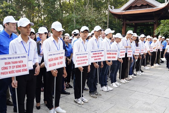 Phủ xanh 2.000 cây Thông Mã Vĩ trên đồi cây “Dâng Bác – Ơn Thầy” ảnh 2