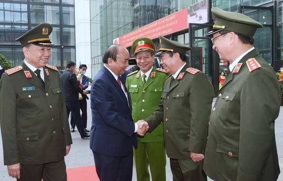 Bộ Công an khai trương 2 dự án quan trọng liên quan tới người dân ảnh 1