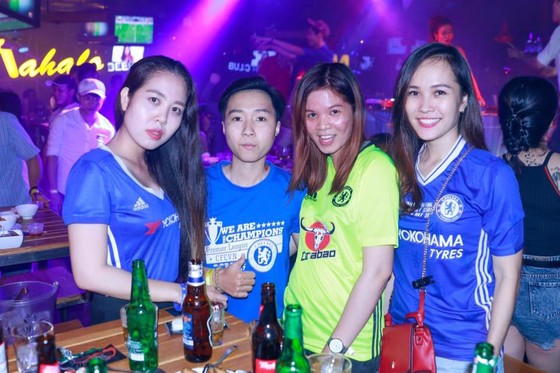 True Blue Sài Gòn “phục kích” trận Leicester – Chelsea ảnh 1